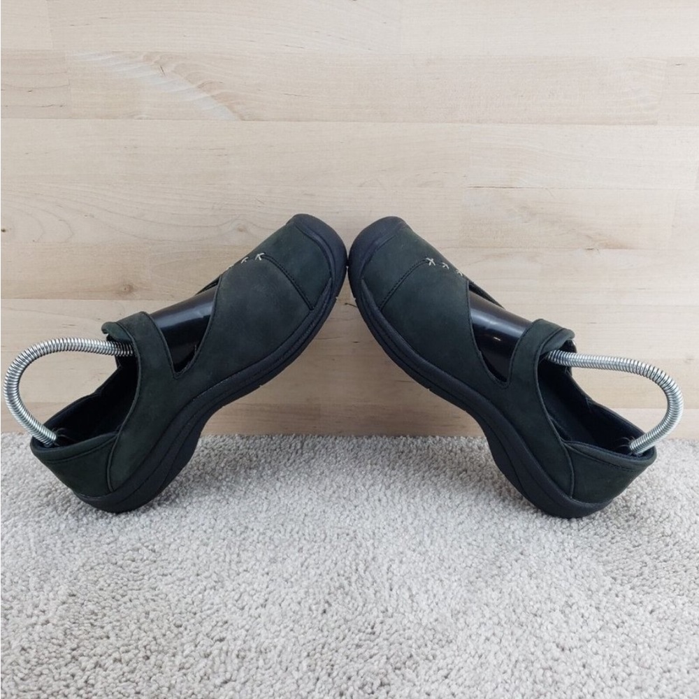 Keen Mary Janes Women's Size 7.5 Dark Green Black Leather All Day Comfort Shoes